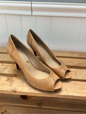 Nine West Tan Peep-Toe Leather Heels